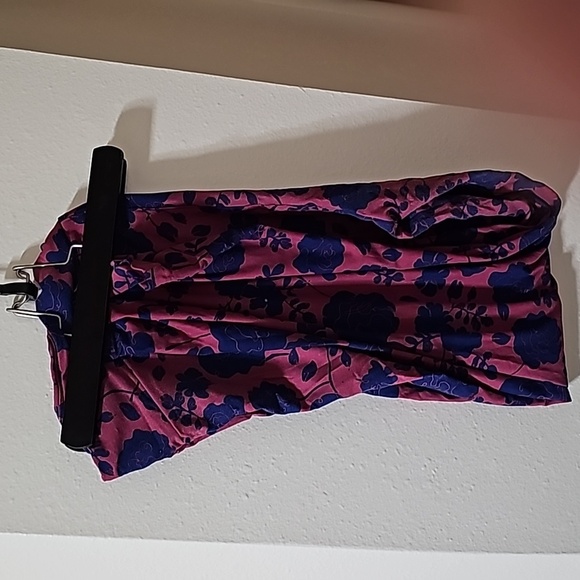 Lightly loved TC2 lularoe leggings. Dark red/maroon and navy blue flowers. - Picture 2 of 3